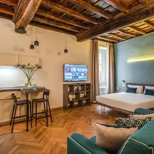 Maison Del Colosseo Rom