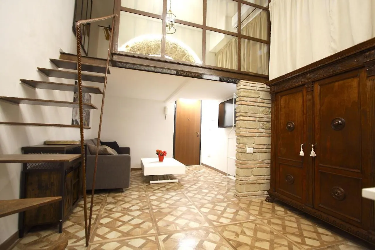 Monti Holiday House Rome Italy